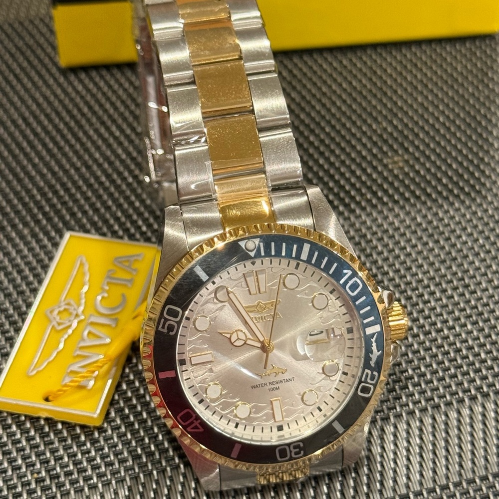 Invicta Pro Diver Gold and Silver Mens Watch